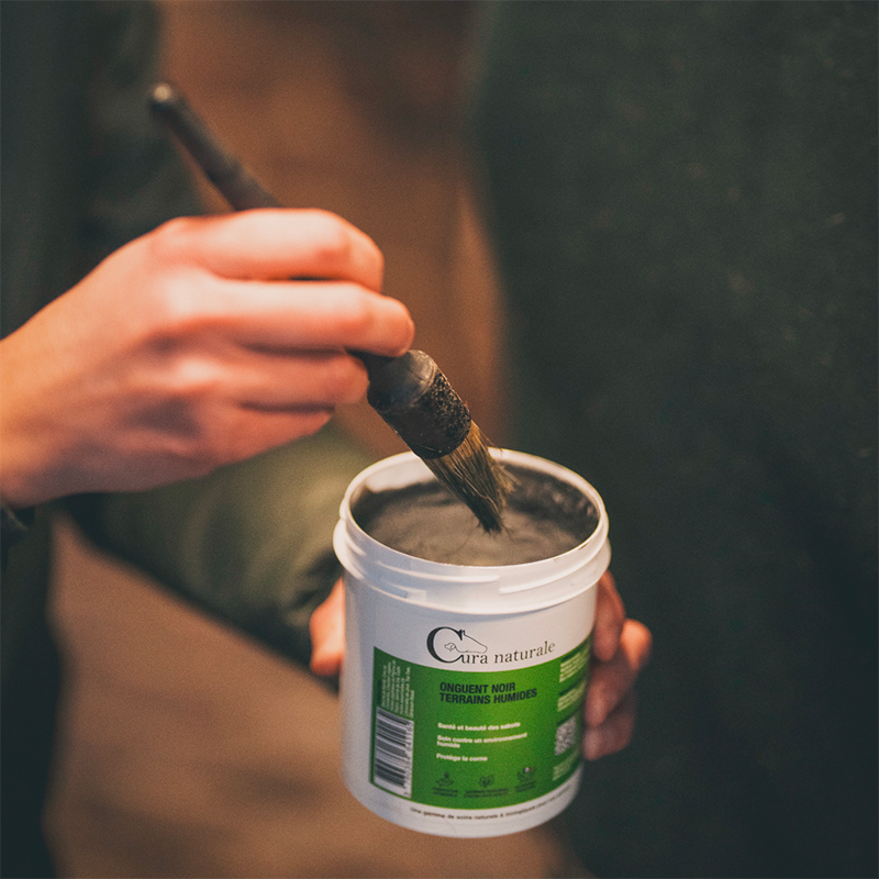 Cura Naturale - Onguent sabots humides noir