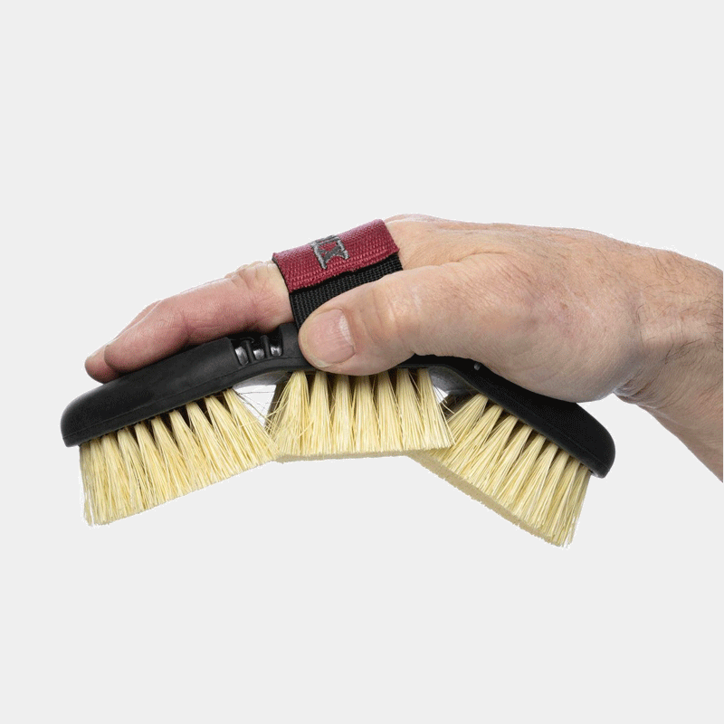 LeMieux - Brosse Flexi à poils moyennement dur | - Ohlala