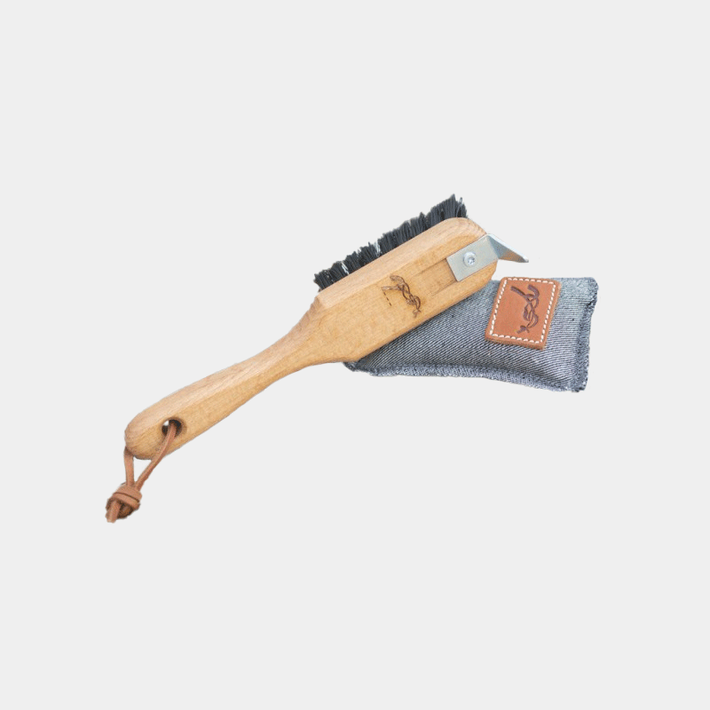 Pénélope Store - Cure-pieds et brosse à sabot | - Ohlala