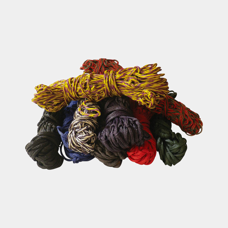 Filet à foin couleur aléatoire unie | - Ohlala