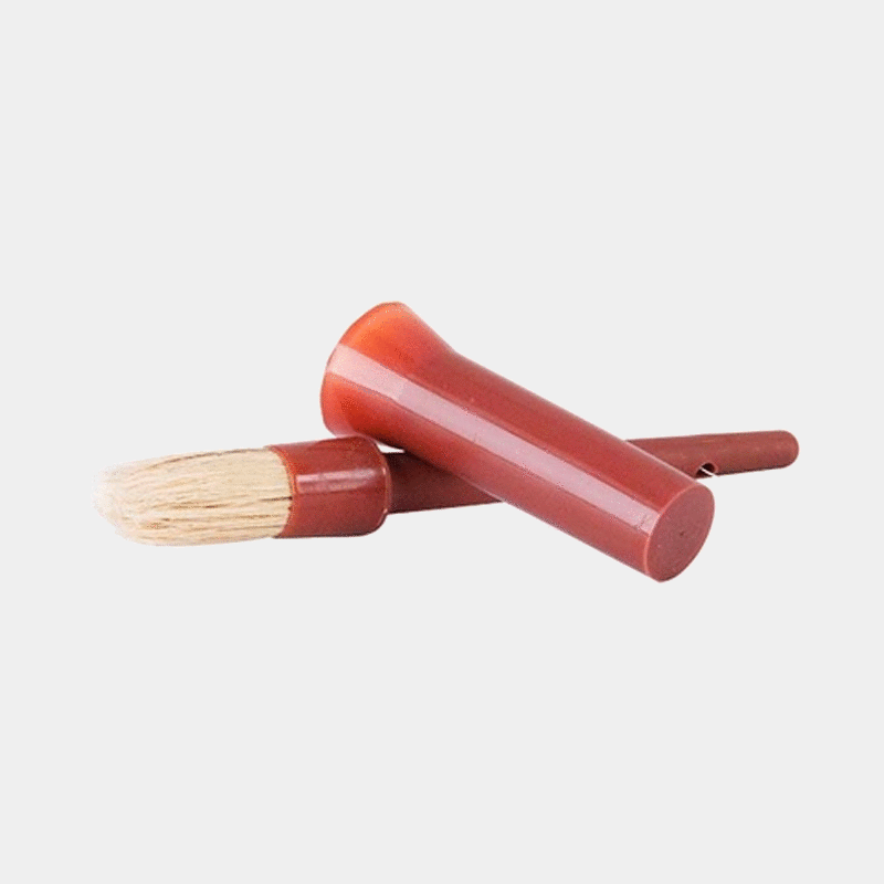 TdeT - Pinceau et capuchon marron foncé