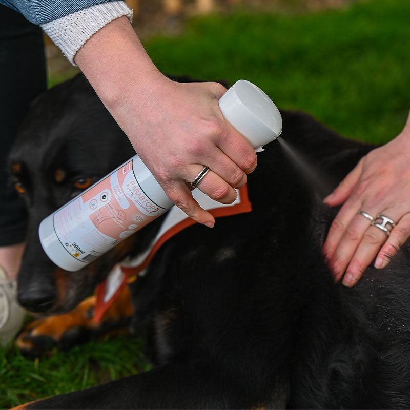 Happy Scoop - Spray anti-parasites Parastop pour chiens