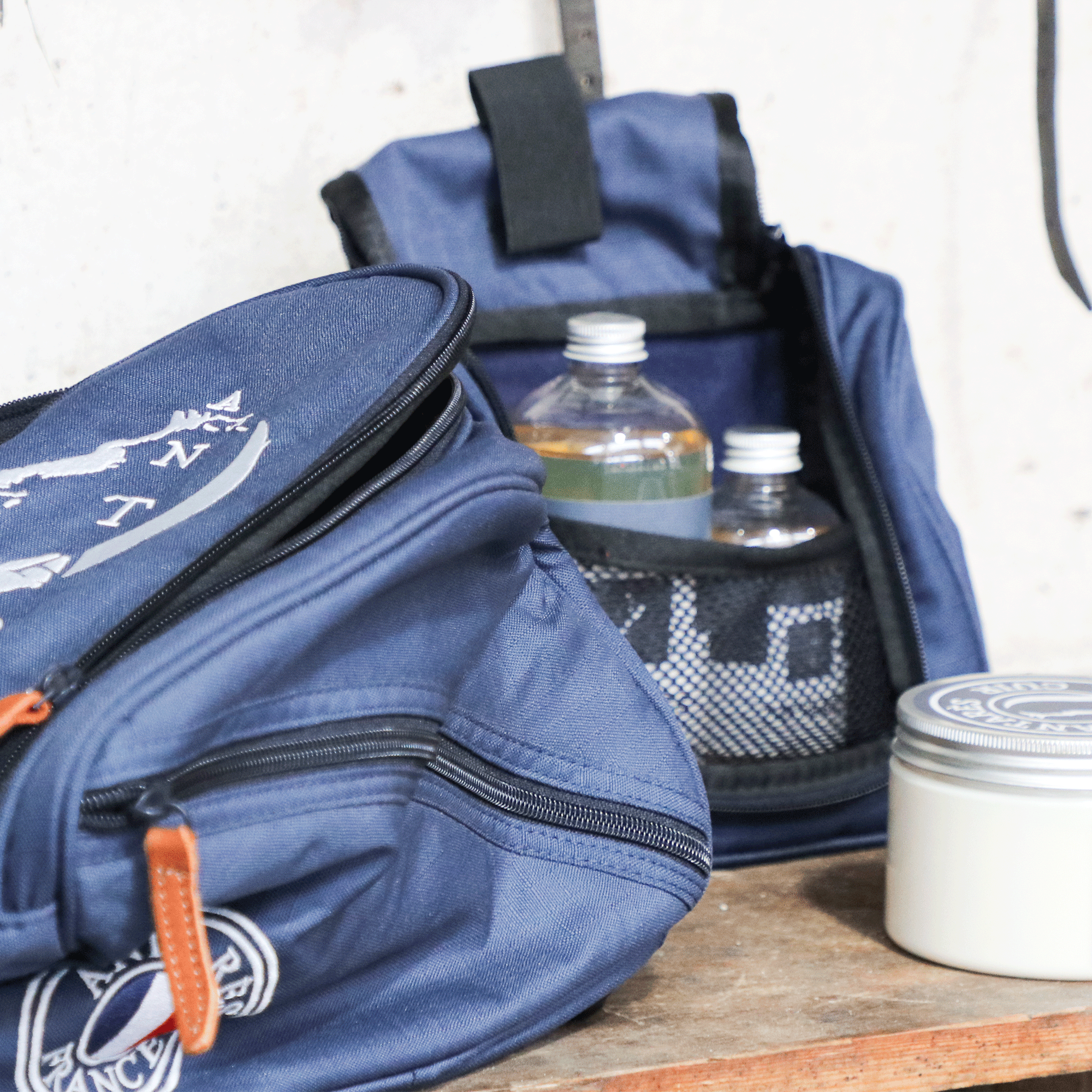 Antarès Sellier - Sacoche pour Kit de Nettoyage marine